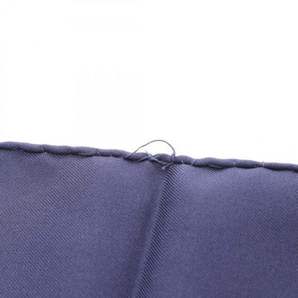 HERMES White Silk Scarf - Picture 7 of 7